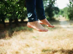 陽光積極的勵志心靈雞湯句子 關于生活的很現(xiàn)實但有哲理的勵志句子