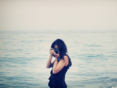 寫進(jìn)心窩的傷感句子英文帶翻譯 看了痛哭流涕的傷感英文句子