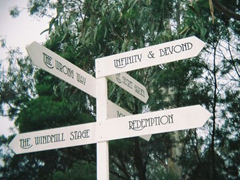 社會現(xiàn)實人情冷暖句子帶圖片 現(xiàn)實又很扎心的句子看透一切配圖