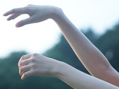 滿懷憂傷感到難過的傷感句子 心里很難過但是不能說出來的傷感句子