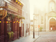 致前任的傷感說說內(nèi)心很憂傷 心被你傷的太疼的說說