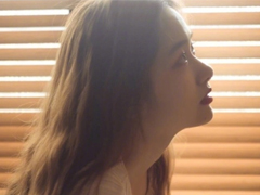 愛情傷感說說大全讓人感同身受 一想到你就會特別的難過