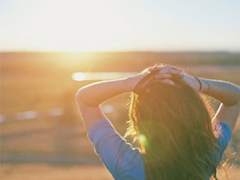 內心感到悲痛絕望的說說2019 讓人揪心心痛的說說大全