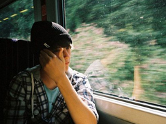 有些壓抑的感到心煩意亂的傷感說(shuō)說(shuō) 一個(gè)人很難過(guò)心煩的傷感說(shuō)說(shuō)