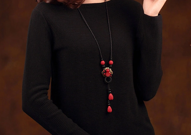 紅朱砂吊墜簡約毛衣鏈復(fù)古風(fēng)項(xiàng)鏈?zhǔn)罪? src="/yuedu/d/file/bigpic/190404/04/13-1F9251JK9.png" style="height: 528px; width: 750px;" / data-yQMY="sXeK2R"><br / data-bz0M="hwRlQl">
<img alt=