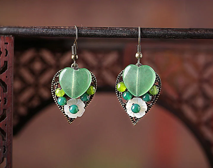 匠心啟航閱讀復(fù)古氣質(zhì)首飾樹葉吊墜綠色彩玉耳環(huán)