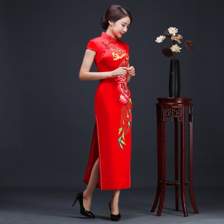 紅色鳳穿牡丹繡花旗袍裙