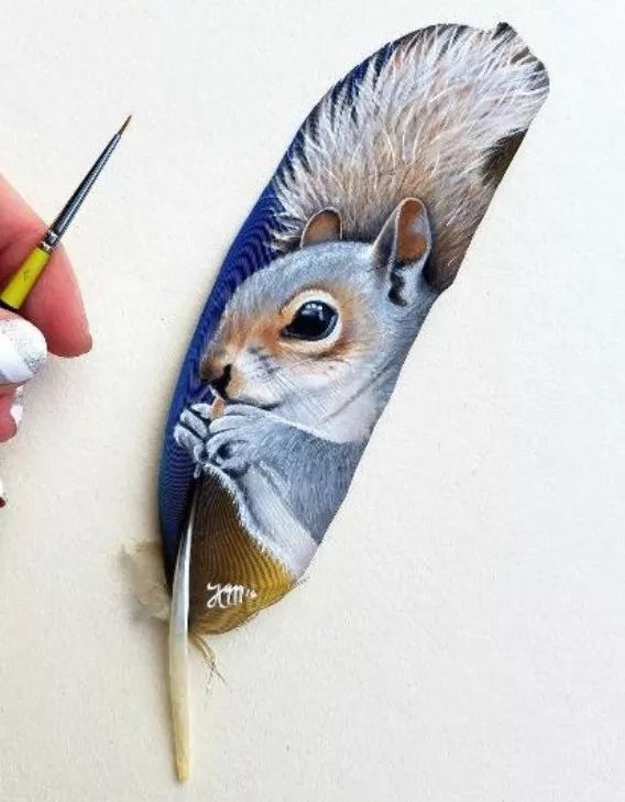 藝術(shù)源于生活:驚艷的彩繪羽毛!