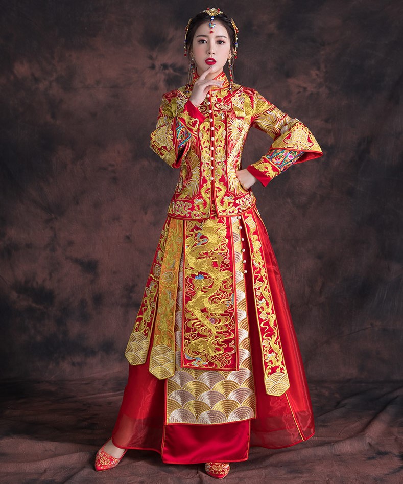 喚醒傳統(tǒng)匠心啟航閱讀俗的唯美中式禮服新娘禮服