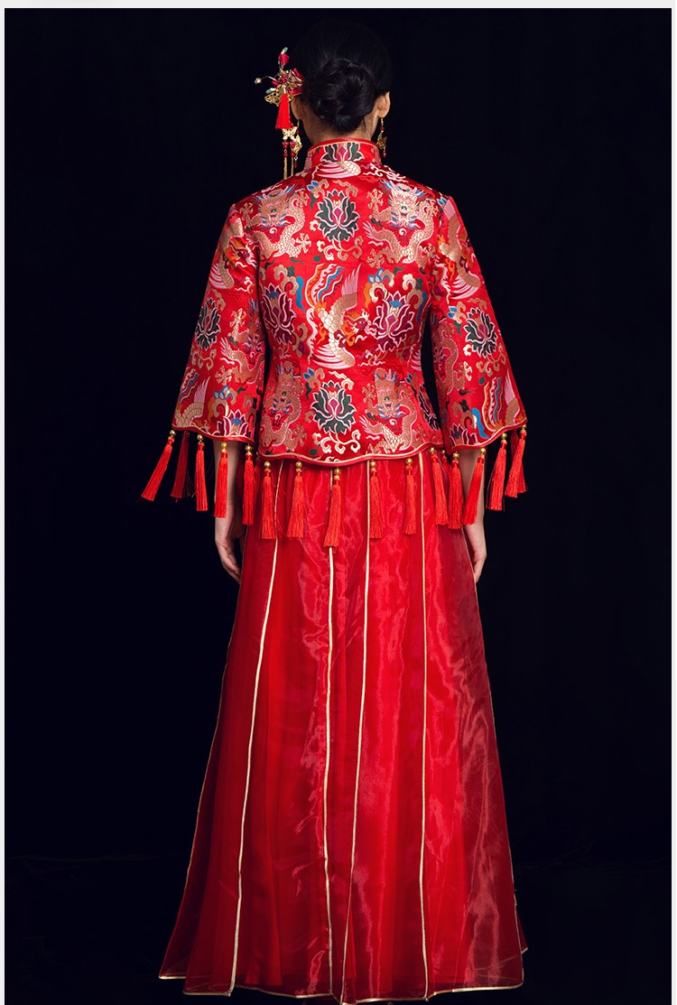 龍朝鳳中式禮服:流蘇奢華新娘禮服