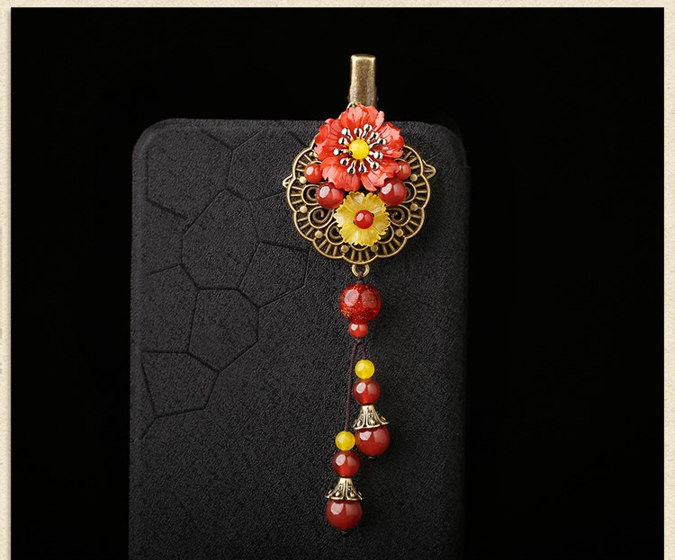 古典優(yōu)雅發(fā)夾:蓬萊花朵發(fā)夾頭飾