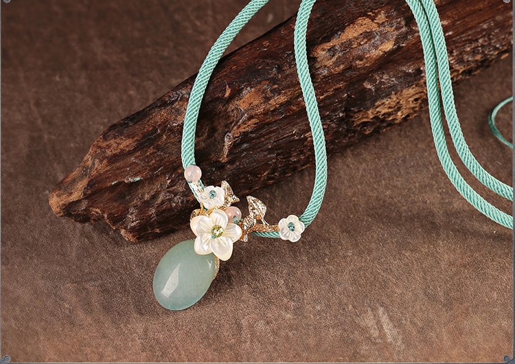 復(fù)古小清新項鏈:簡約脫俗森洗首飾