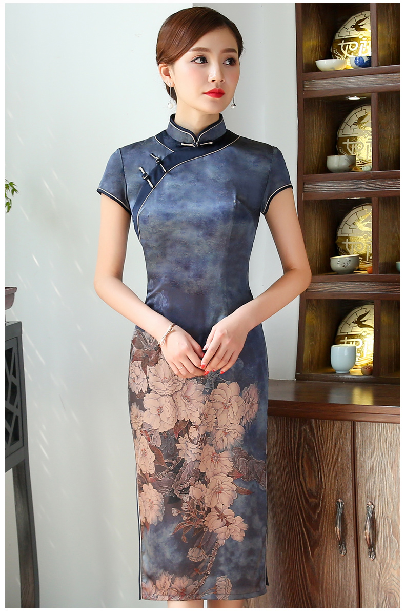 優(yōu)雅風(fēng)格旗袍:充滿成熟嫵媚的女性美