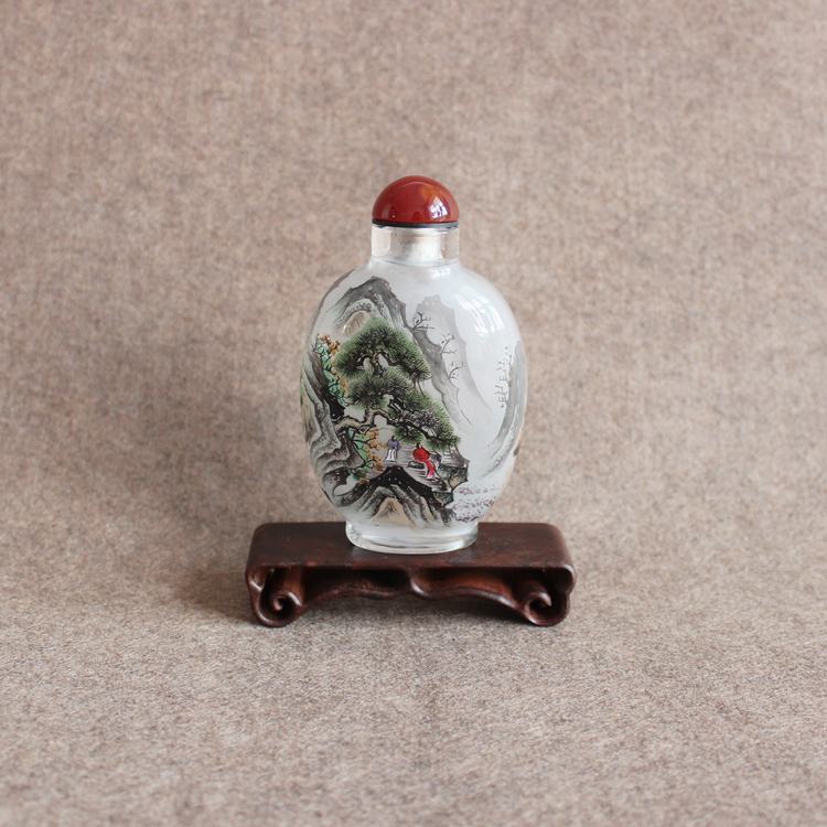 中國(guó)傳統(tǒng)藝術(shù)精美內(nèi)畫鼻煙壺