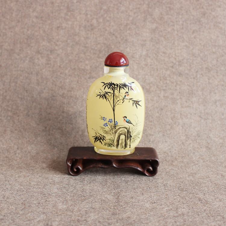 中國(guó)傳統(tǒng)藝術(shù)精美內(nèi)畫鼻煙壺