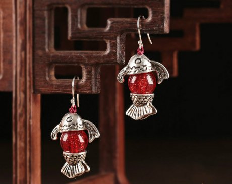魚念傾城之美耳環(huán),紅情古韻悠悠!