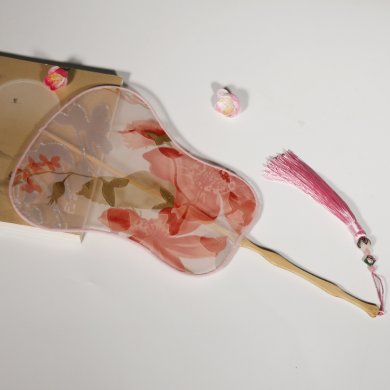 粉色清新團(tuán)扇,匠心啟航閱讀文藝古風(fēng)古典扇子