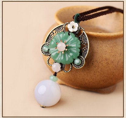 古風(fēng)長款玉瑪瑙花吊墜毛衣鏈,氣質(zhì)項(xiàng)鏈?zhǔn)罪? / data-sizV=